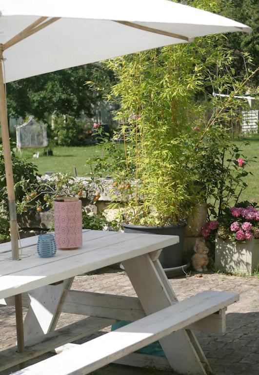 Les Petites Mirabelles Bed and Breakfast Noyers-sur-Cher Eksteriør billede