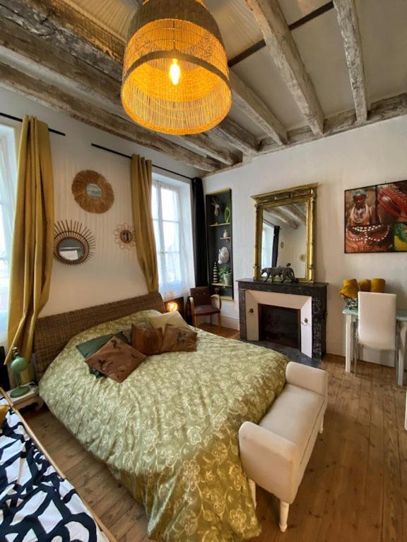 Les Petites Mirabelles Bed and Breakfast Noyers-sur-Cher Eksteriør billede